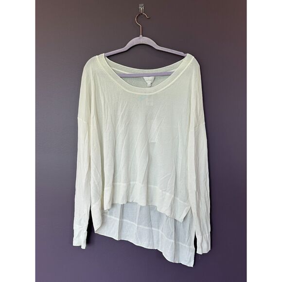 NWT Wilfred Librement Sweater White Asymmetrical Hem Size Medium - Picture 4 of 11